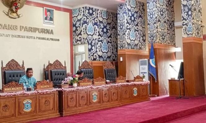 
Wali Kota Pangkalpinang Prof H Saparudin Hadiri Rapat Paripurna Ke I Masa Persidangan II Tahun 2026