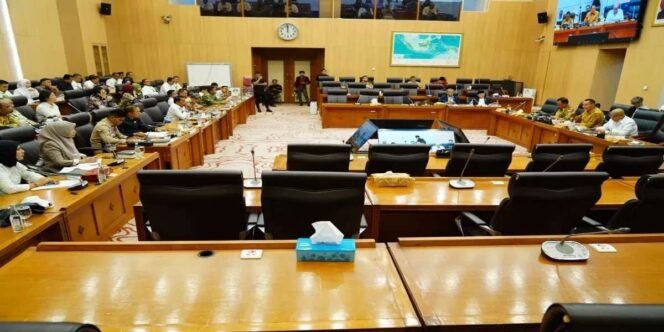 
Pansus PPM DPRD Prov Babel Melakukan Kunker ke Komisi XII DPR RI Jakarta