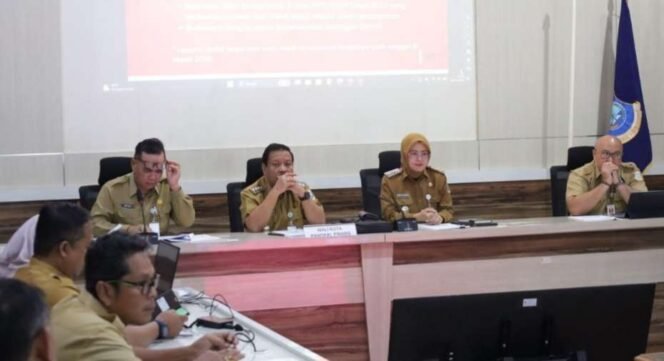 
Walikota Pangkalpinang Memimpin Rapat Evaluasi Kinerja OPD dan Penyerapan Anggaran APBD T.A 2026