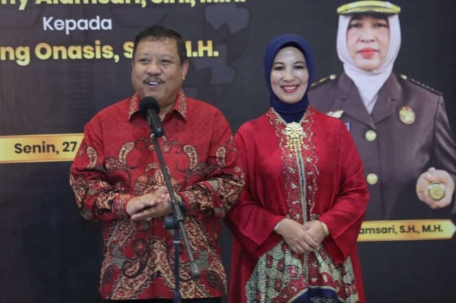 
Ramah Tamah Kejari Kota Pangakalpinang Menimbulkan Komitmen Memperkuat Sinergi dengan Forkopimda Pangkalpinang