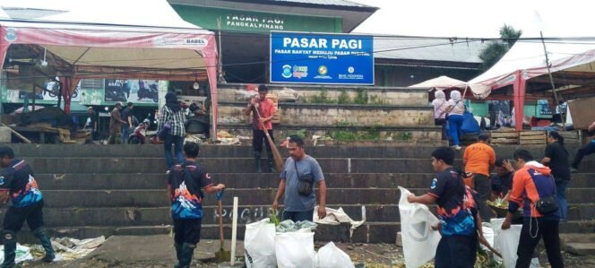 
Wujudkan Pangkalpinang Asri Pemkot Pangkalpinang Galakkan Gotong Royong Bersama
