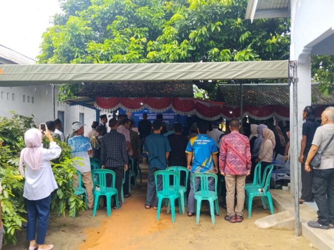 
Serap Aspirasi Masyarakat Kelurahan Air Itam Dalam Masa Sidang II Tahun 2026 di Kediaman H. Rustam Mataris