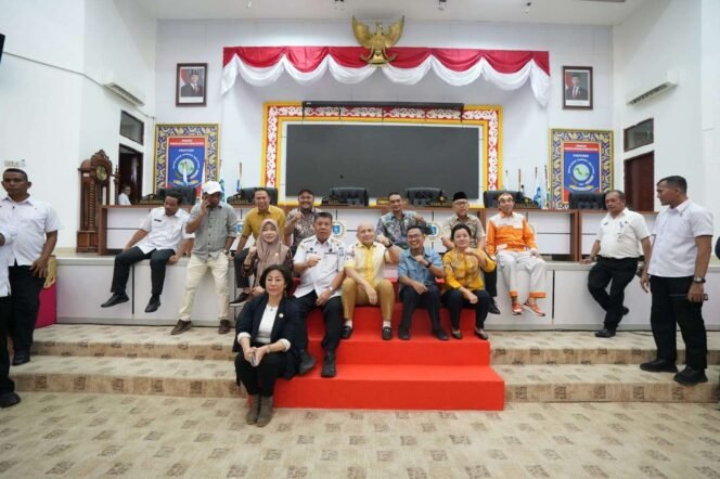 
DPRD Babel Membuka Ruang Dialog dan Menjawab Semua Orasi Keluarga Mahasiswa UBB