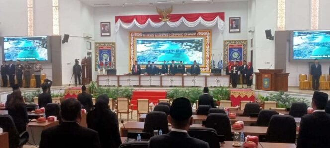 
DPRD Babel Menggelar Rapat Paripurna Istimewa Agenda Dengarkan Pidato Presiden RI dalam Rangka HUT ke-81