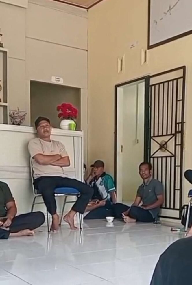 
Masyarakat Desa Tanjung Pura Hanya Meminta Keadilan Warga: ACAN TARUK Berani Menggarap Lahan,Buka Jalan,Buka Parit, Siapakah Aktor di Belakangnya
