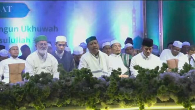 
					Pemkot Pangkalpinang Menggelar Sholawat di Alun-Alun bersama Syeikh Muhammad Fadhil Al-Jailani dari Turkiye