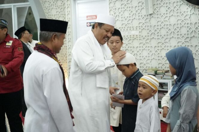 
					Pemkot Pangkalpinang Bersama MUI dan BAZNAS Santuni Anak Yatim Piatu 