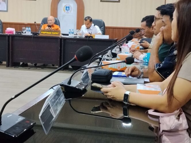 
					DPRD Babel Berikan 3 Langkah Solusi Mengurangi Kemacetan Anterian di setiap SPBU
